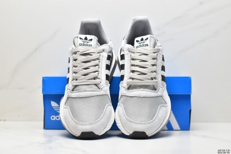 Adidas Sneakers